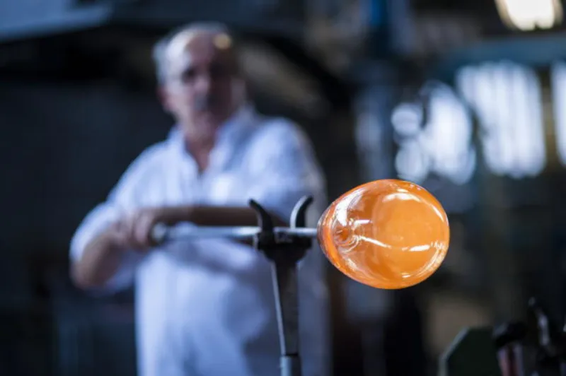 Glasi grösser (Foto: Glasi Hergiswil) Glasi grösser (Foto: Glasi Hergiswil)