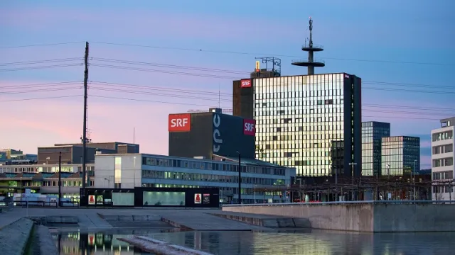 SRF-Gebäude Morgenstimmung (Foto: SRF) SRF-Gebäude Morgenstimmung (Foto: SRF)