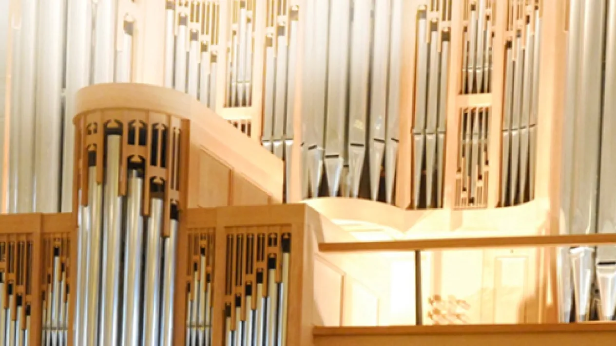 Orgel Kirche Zollikon (Foto: Anne-K&auml;thi R&uuml;egg-Schweizer)